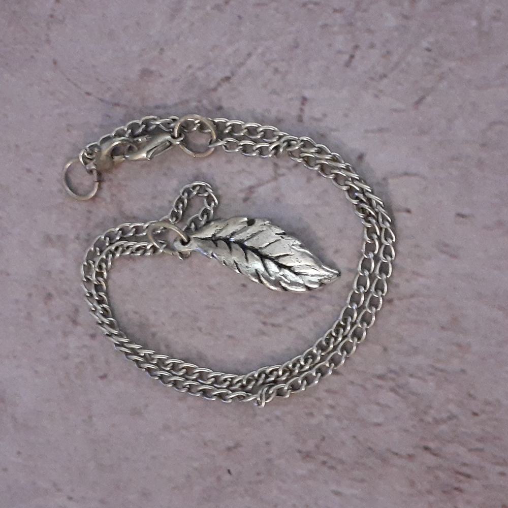 silver leaf necklace